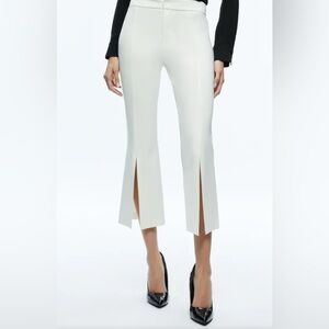 Alice + Olivia Walker Cropped Pants – Off‑White/Cream Front Slit – Size 2 – NWT